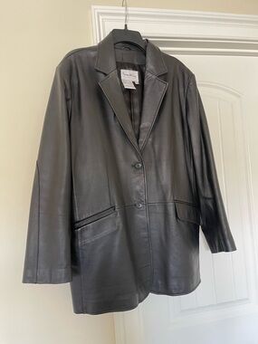 Pamela McCoy Black Leather Blazer Jacket